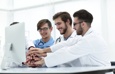 Fototapeta premium medical team showing their unity.