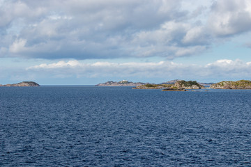Fototapeta na wymiar Coastal landscape in western Norway.