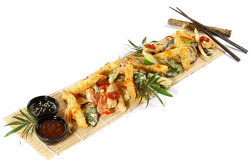 Tempura Gemüse mit Garnelen - Panorama