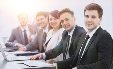 Fototapeta premium project Manager and professional business team sitting at Desk