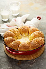 Cinnamon sugar buns with cheesecake dip