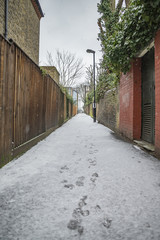 Fototapeta na wymiar Small frozen street in London