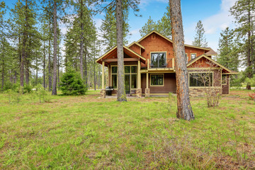 Beautiful custom made home exterior © Iriana Shiyan