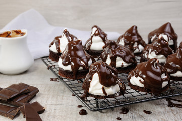 Meringue for chocolate