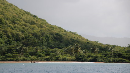 Fototapeta na wymiar Île de Sainte Lucie (Caraïbes) et Castries, capitale