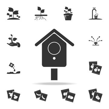 bird feeders icon. Detailed set of garden tools and agriculture icons. Premium quality graphic design. One of the collection icons for websites, web design, mobile app