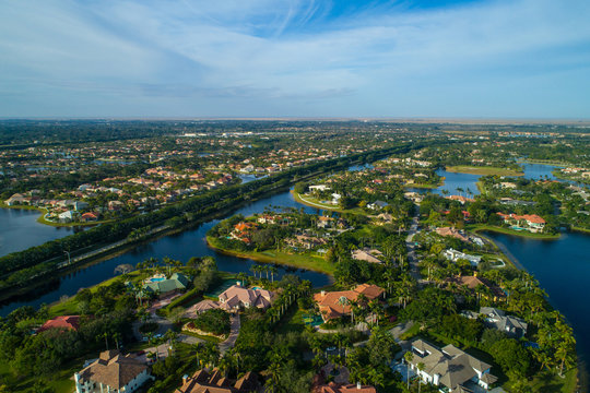 Aerial shot of Weston FL USA
