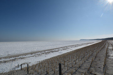 Zugefroren - Eischollen auf der Ostsee - Thiessow auf Rügen