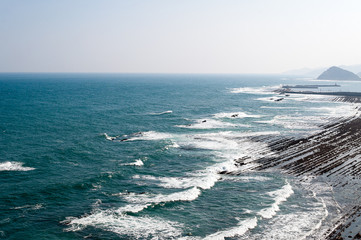 エメラルド色の太平洋の海