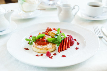 cottage cheese pancakes with jam