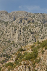 Naklejka premium Церковь в горах