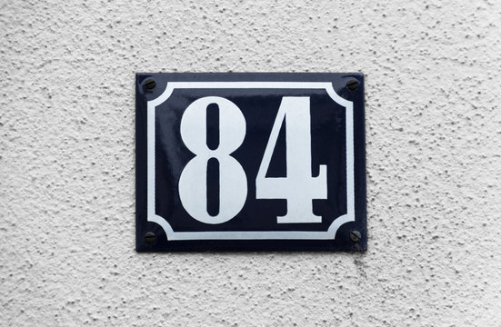 Hausnummer 84