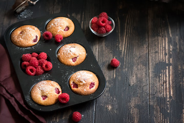 Fototapeta na wymiar Raspberry Muffins