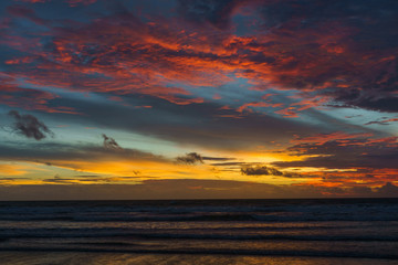 Fototapeta na wymiar Amazing sunset on a tropical beach