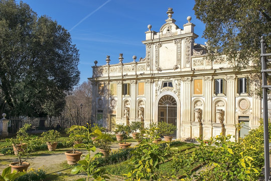 Fototapeta secret gardens of Villa Borghese, Rome