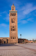 Fototapeta premium Great Koutoubia mosque in the background blue sky in Marrakesh, Morocco early morning