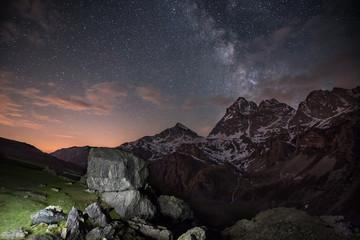 alba in montagna