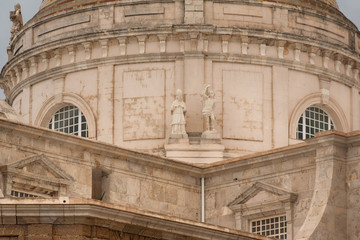 Obraz premium The fragments of the Holy cross Cathedral in Cadiz.