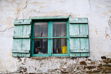 Obraz na płótnie Canvas Old vintage wooden window