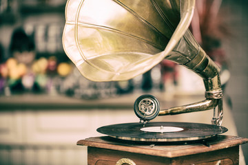 Retro old gramophone radio. Vintage style toned photo - obrazy, fototapety, plakaty