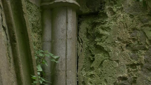 Corner pilaster