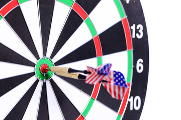 darts,  darts hit the center