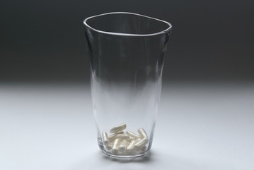 グラスとタブレット