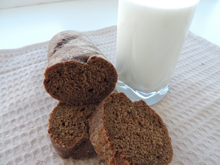 rye bread with milk on a napkin