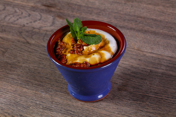 Ice-cream with walnut