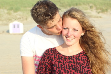 Fototapeta premium Love couple at the beach