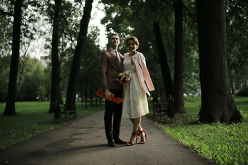 Fototapeta premium Lovestory guy and girl young love