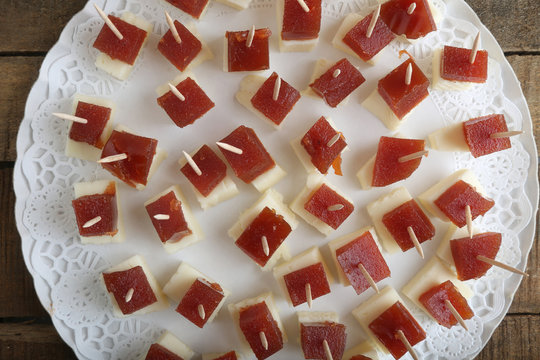 queso con membrillo