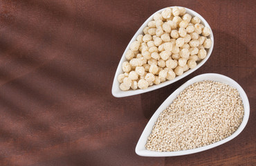 Quinoa pop (Chenopodium quinoa)