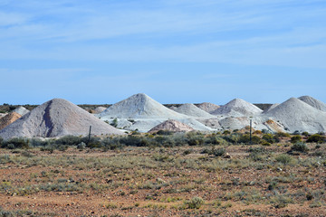 Australia, Coober Pedy, opal mining