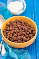 chocolate flakes in bowl 