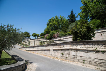 Panorama, Sehenswürdigkeiten und Papstpalast der Stadt Avignon, Provence, Frankreich