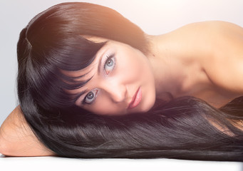 Obraz premium Portrait of young beauty woman looking away