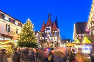 Fototapeta na wymiar Weihnachtsmarkt Michelstadt 