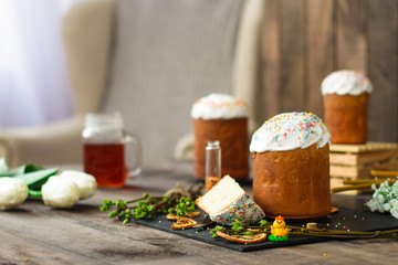 Easter cake and Easter eggs (traditional decoration and attributes). Happy easter!