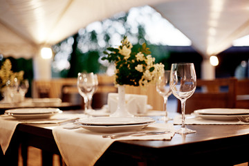 Restaurant table setting
