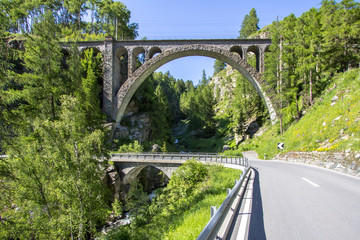 Fototapeta premium Arch of the Viaduct in Switzerland