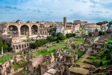 Forum Romanum in Rom in Italien - obrazy, fototapety, plakaty