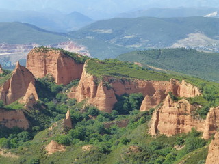 Las Médulas,antigua explotación minera de oro romana en la comarca de El Bierzo, provincia de León, comunidad autónoma de Castilla y León (España)