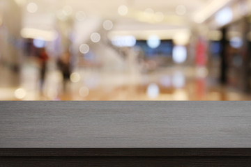 Defocused blur background of shopping mall