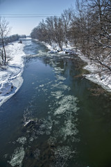 Fototapeta na wymiar Winter landscape on the river
