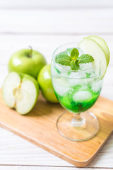 green apple soda
