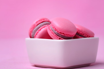 traditional french macarons