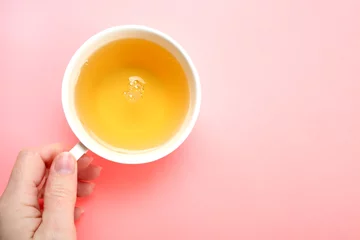 Crédence de cuisine en verre imprimé Theé Une tasse de thé vert