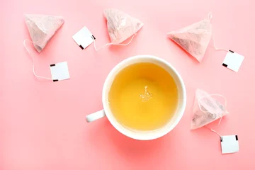 Crédence de cuisine en verre imprimé Theé thé vert et sachet de thé