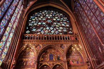 Deurstickers Monument  Interiors of the Sainte-Chapelle (Holy Chapel). The Sainte-Chapelle is a royal medieval Gothic chapel in Paris and one of the most famous monuments of the city